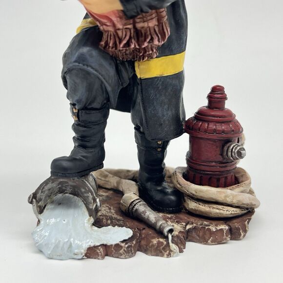 VTG Red Hats of Courage "HERO" Fireman Figurine Carrying Child 1999 Vanmark VGC - Picture 11 of 11